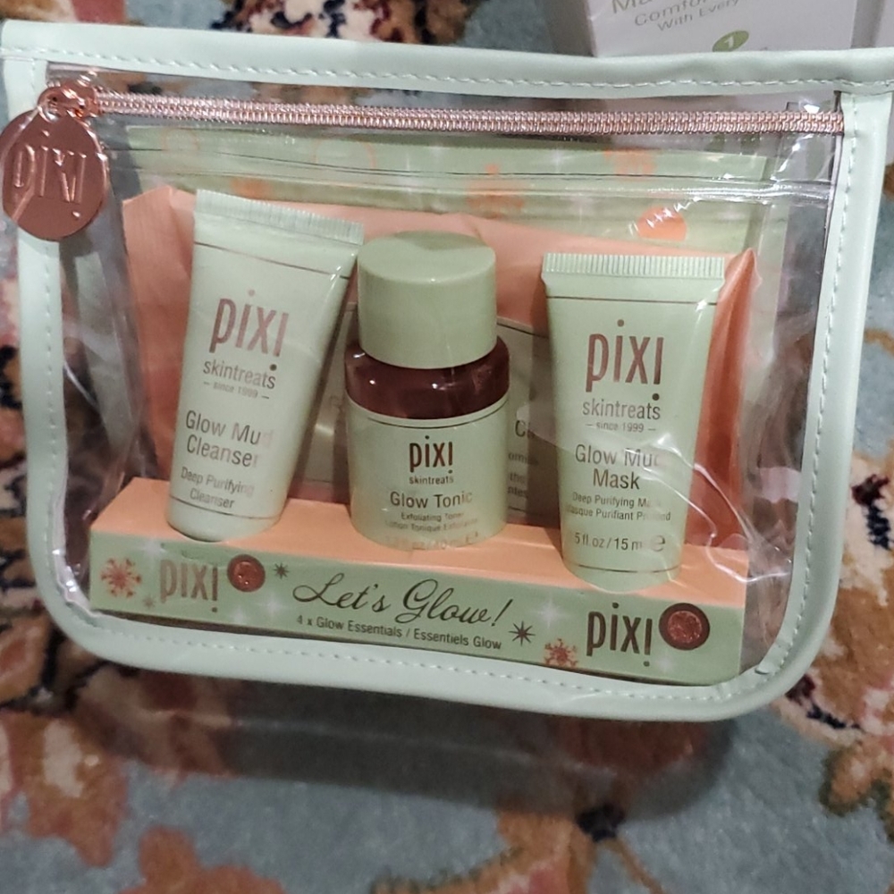 Pixi Glow set.